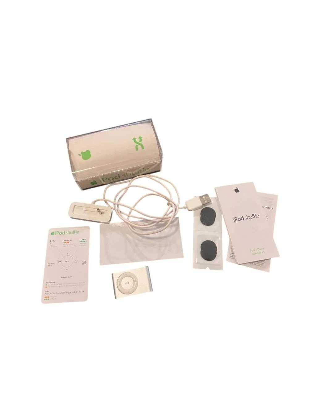 Apple iPod Shuffle 1GB Silver 2nd Gen w/ Box Dock Manuals & Accessories Works